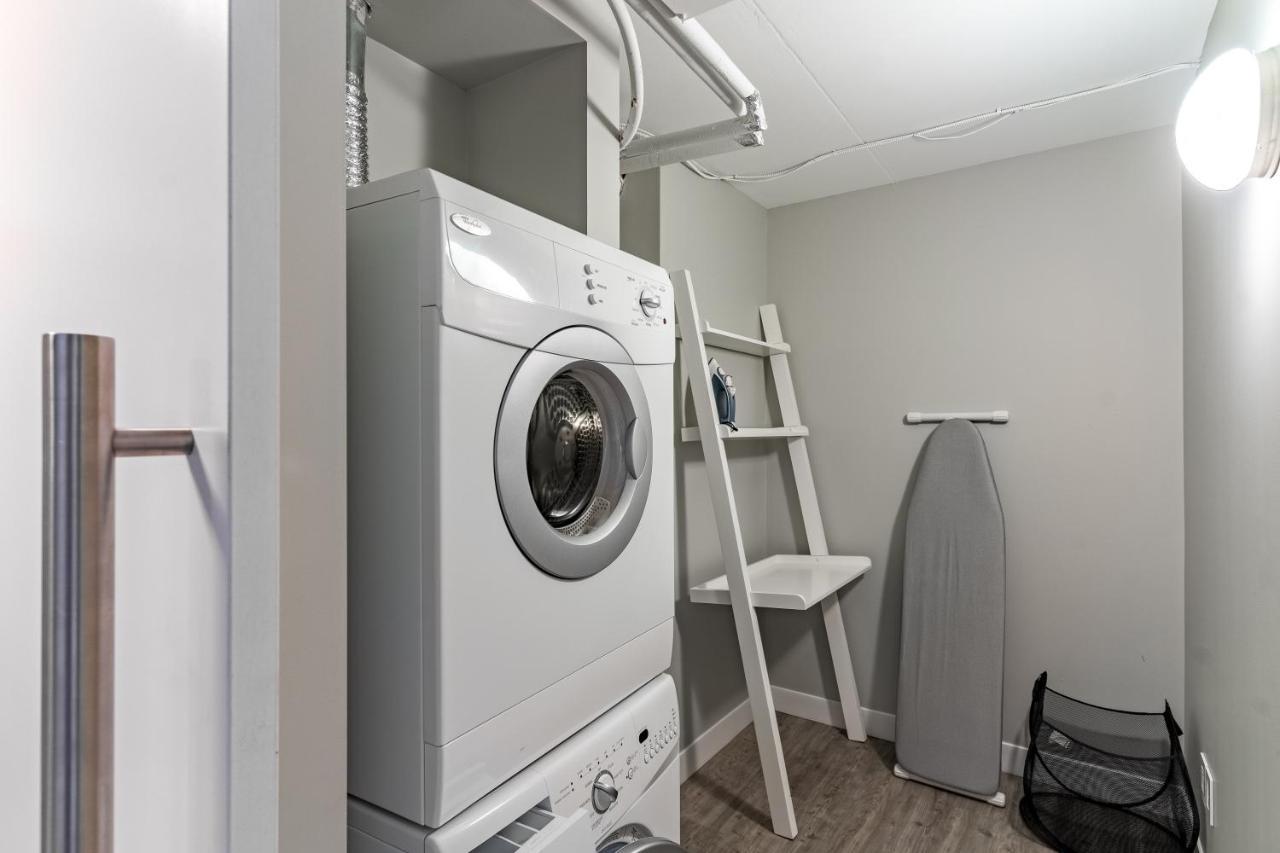 Fort Garry Place Furnished Suites Winnipeg Exterior foto