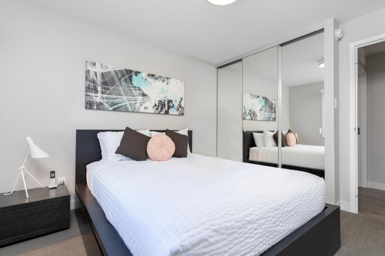 Fort Garry Place Furnished Suites Winnipeg Exterior foto