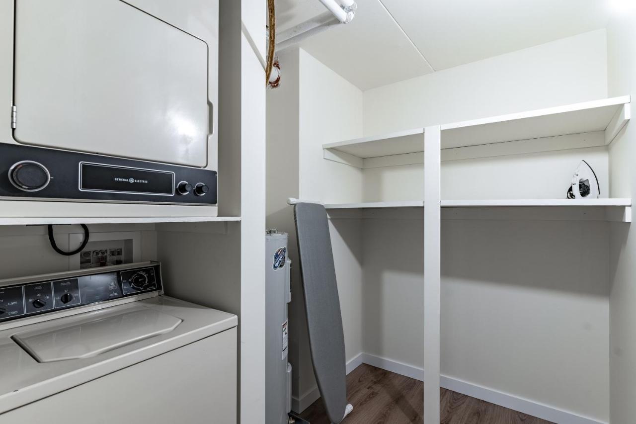 Fort Garry Place Furnished Suites Winnipeg Exterior foto
