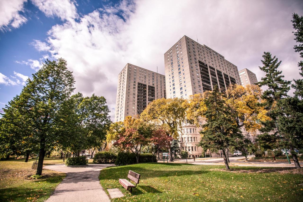 Fort Garry Place Furnished Suites Winnipeg Exterior foto